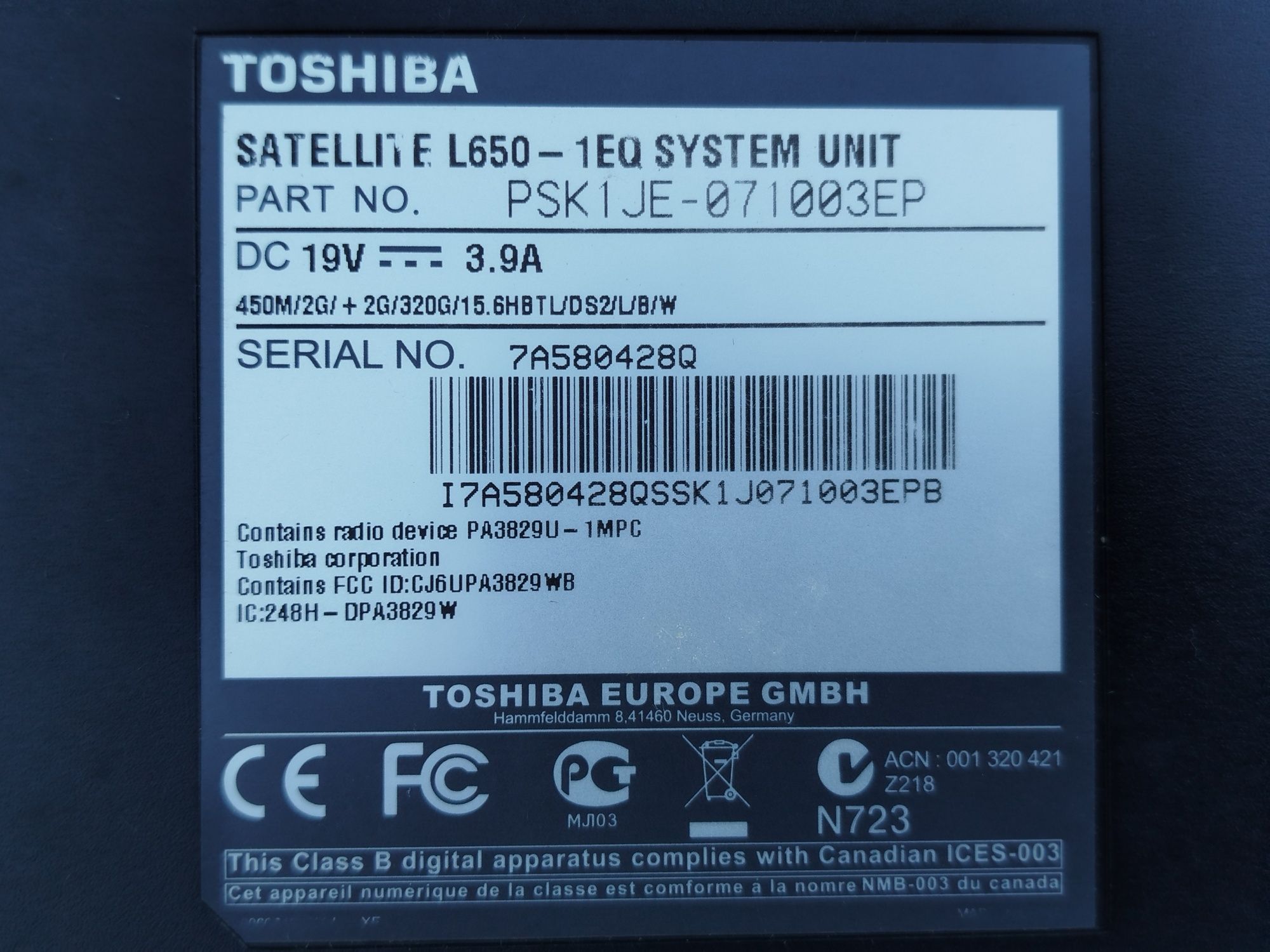Toshiba - Computador - Portátil - PC