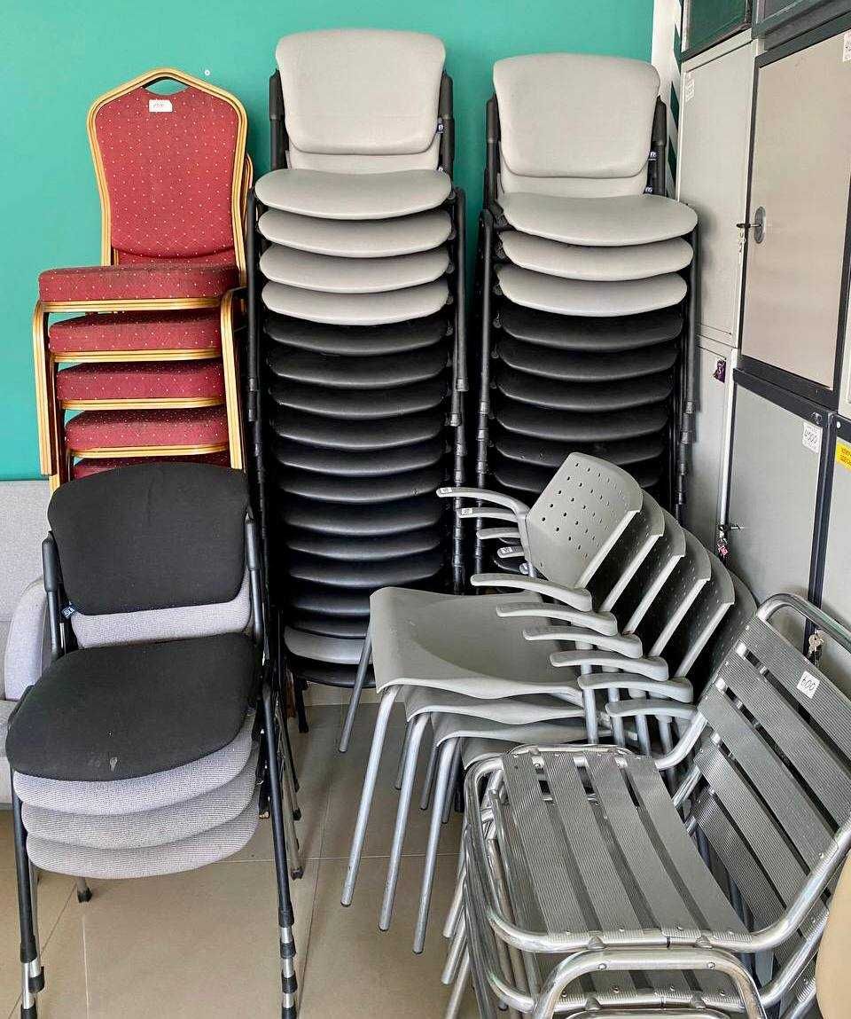 РОЗПРОДАЖ офісних меблів стільці офісні крісла