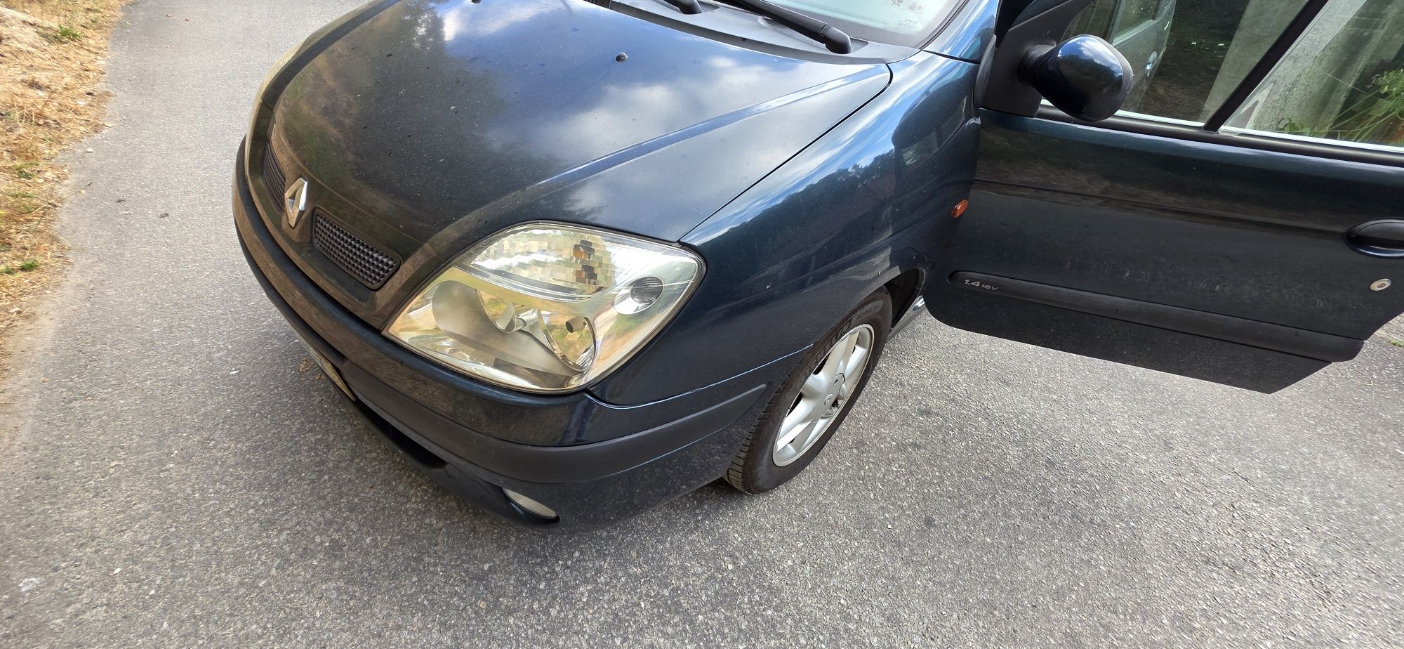 Renault Scenic 1.4