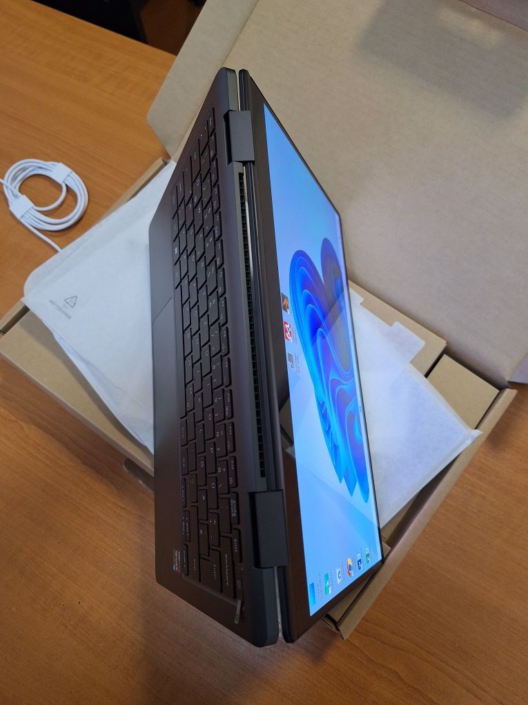 Samsung Galaxy Book3 360 NP730QFG-KA1DE ( Новый )