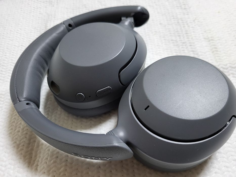 Бездротові навушники Sony WH-XB910N (WHXB910NB.CE7)