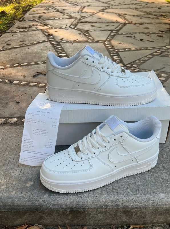 Biały^potężny^NikeAirForce1^UnisexTrampki Roz.43