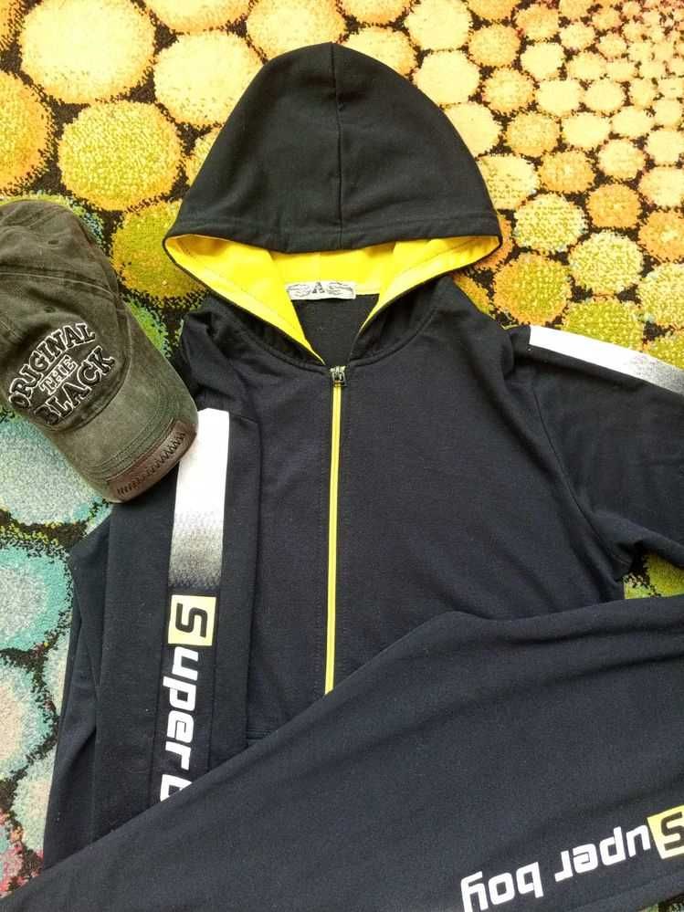 Спортивный костюм