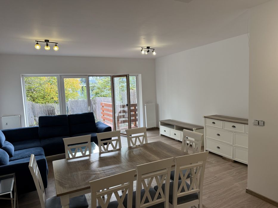 Ul. Strumienna dom w zabudowie szeregowej