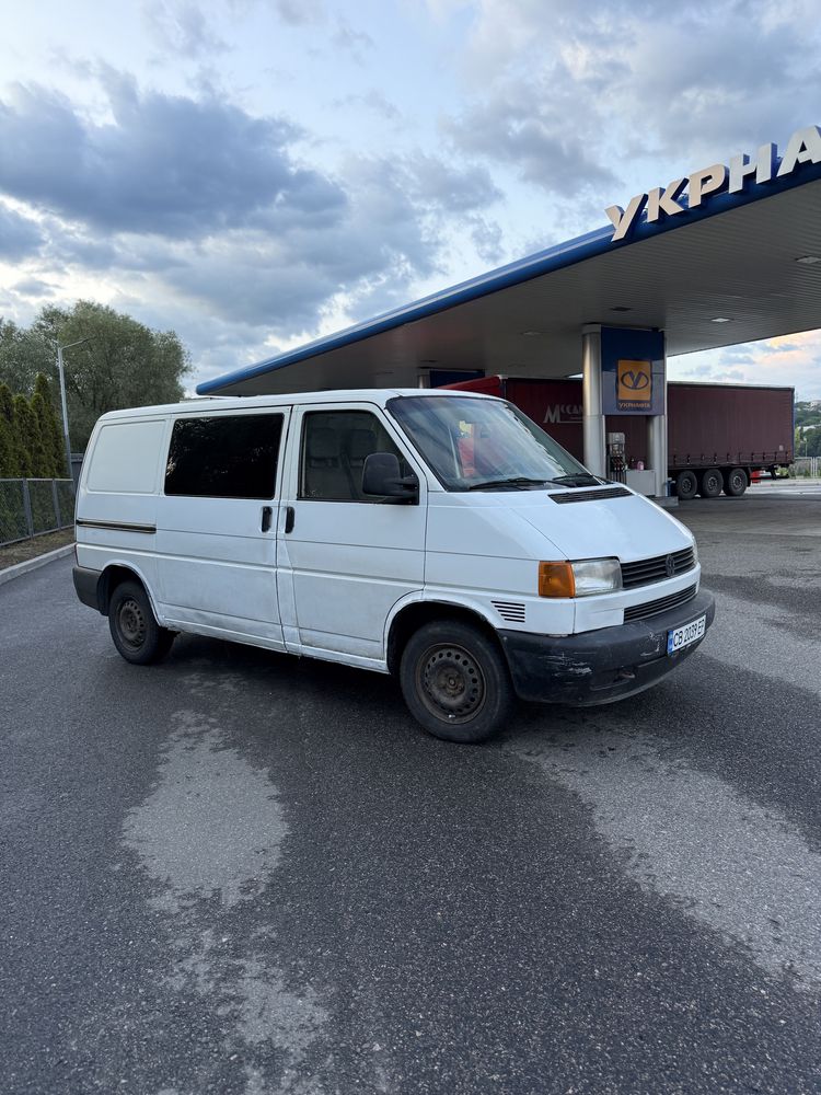 Авто Volkswagen Transporter T4 1.9 TDI гарний стан груз