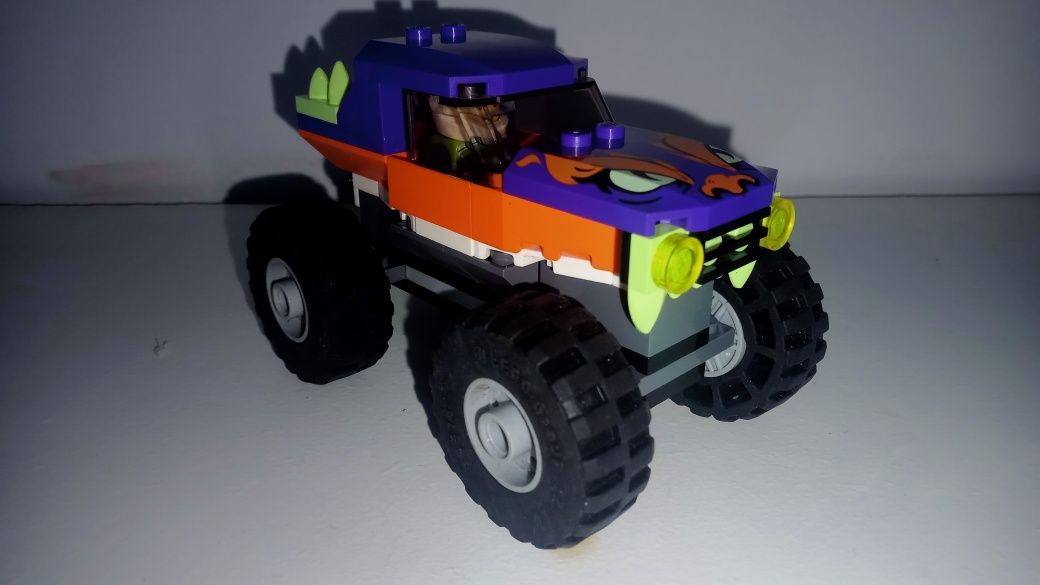 Lego City 60251 - Monster truck