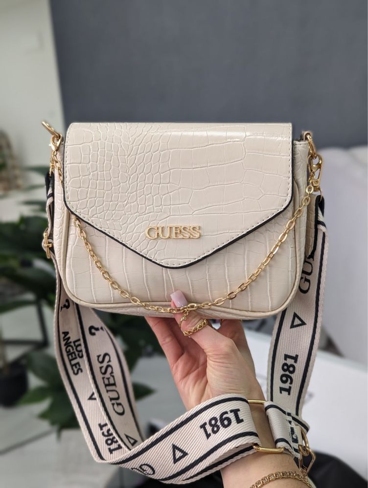 Хіт жіноча сумка Гес. Трендовий аксесуар guess