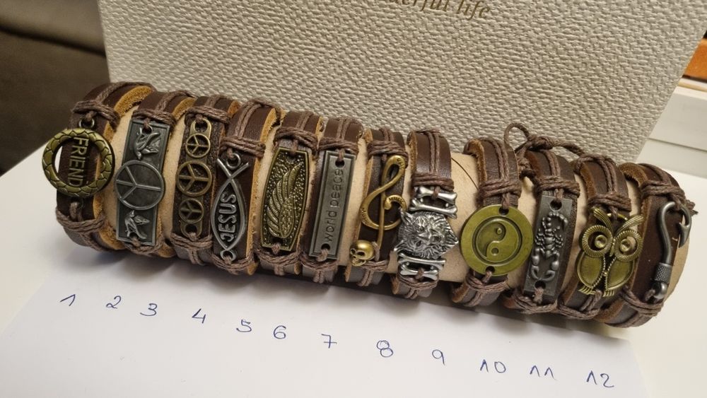 Pulseiras de Couro Castanhas Ajustáveis