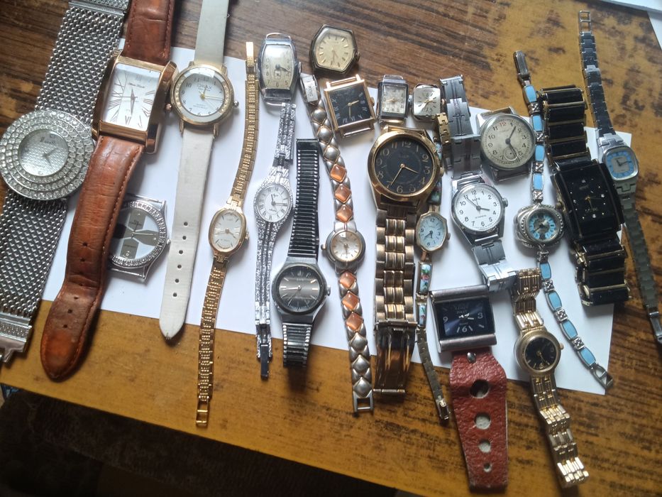 Наручные часы OMAX