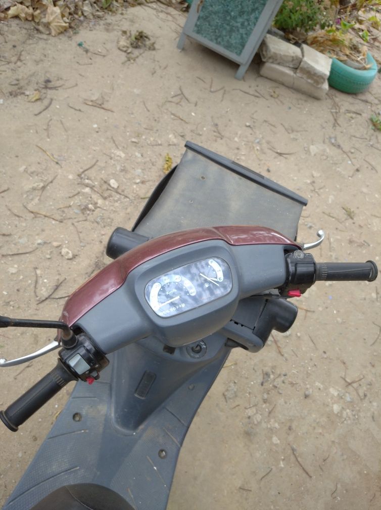 Yamaha jog poche