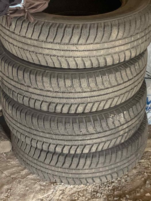 Комплект зимової резини 175/70/R13