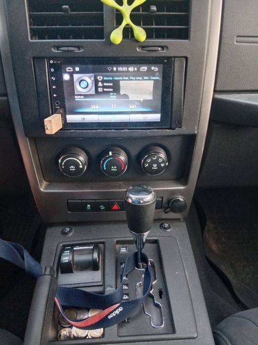 Jeep Liberty 3.7+gaz Stag