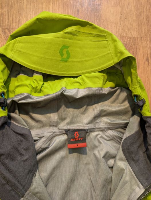 Мембранна куртка Scott gore tex active