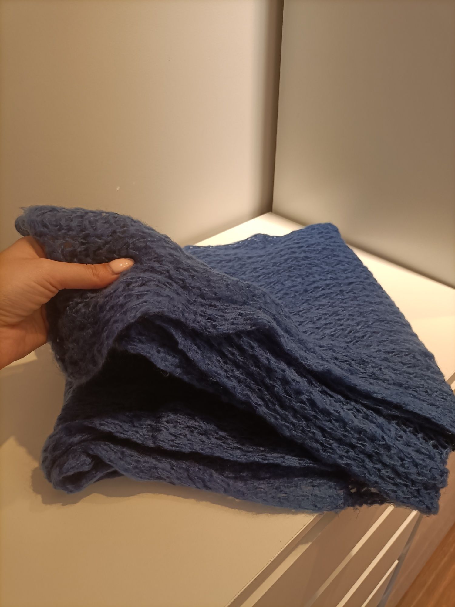 Zestaw H&M niebieski szal + czapka