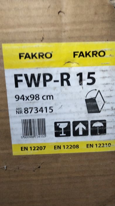 Мансардне вікно FAKRO