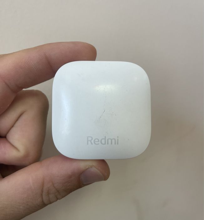 Кейс для наушников Xiaomi Redmi Buds 6 Active б/у
