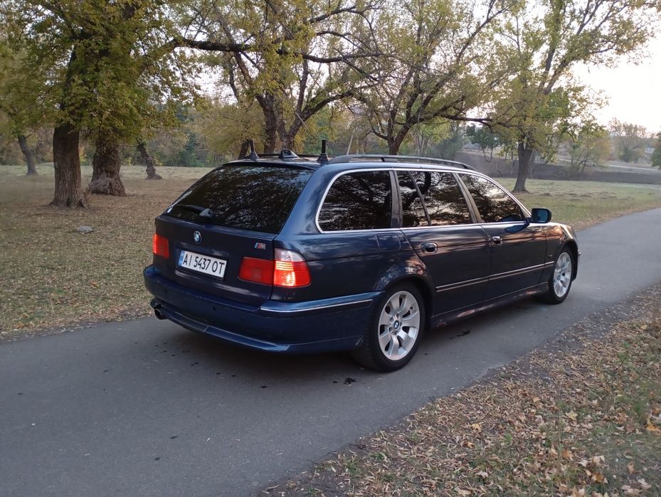 Продам Е39 туринг