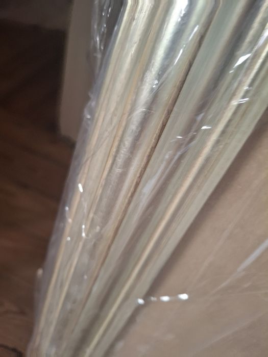 Excelente moldura em madeira para tela cerca 58 x 66