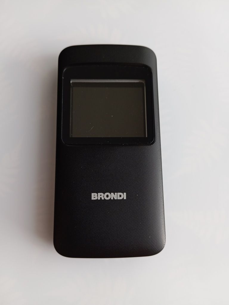 Brondi telefon komórkowy