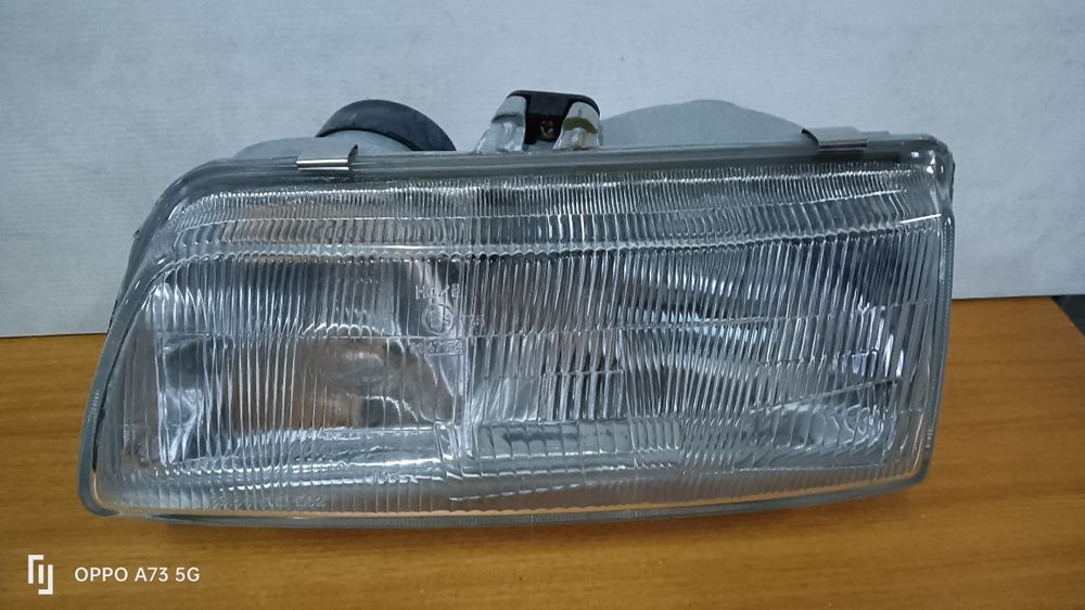 Farol Honda Civic ótica esquerda 1988