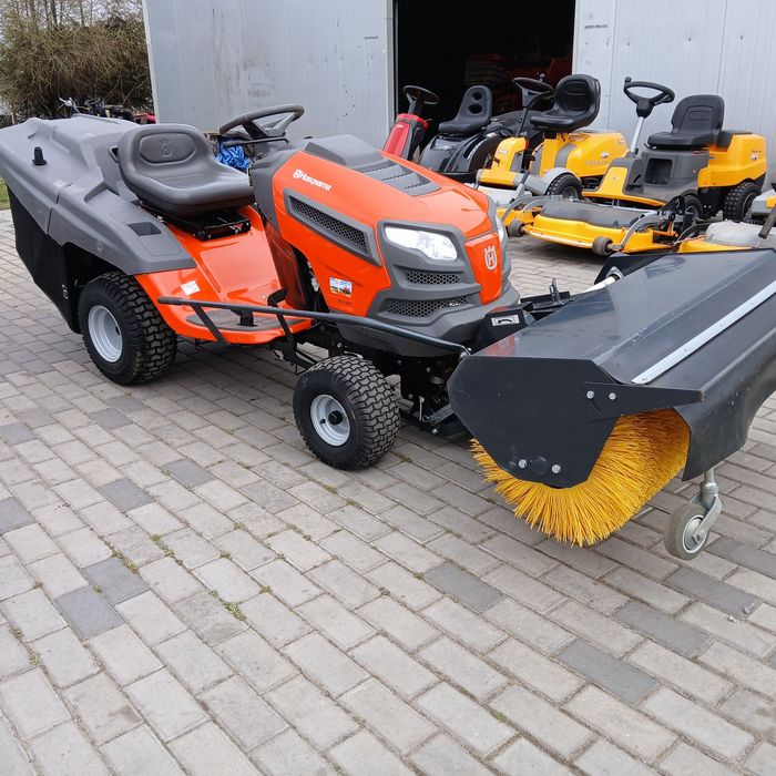 Traktorek kosiarka Husqvarna TC CTH LT  Zamiatarka