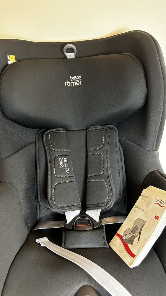 Автокрісло Britax Romer TRIFIX2 i-SIZE  (Space Black)