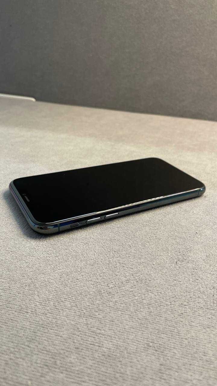 Вітринний Айфон iPhone 11 Pro 256GB Midnight Green Гарантія 12 місяців