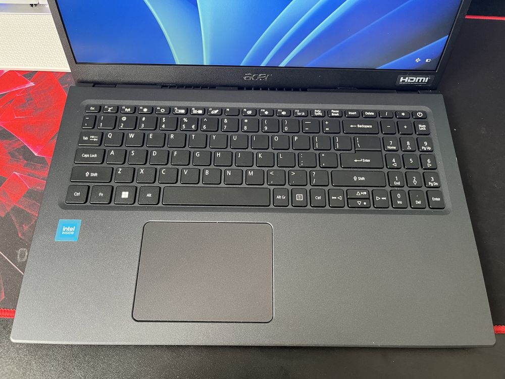 nowy laptop Acer extensa 15