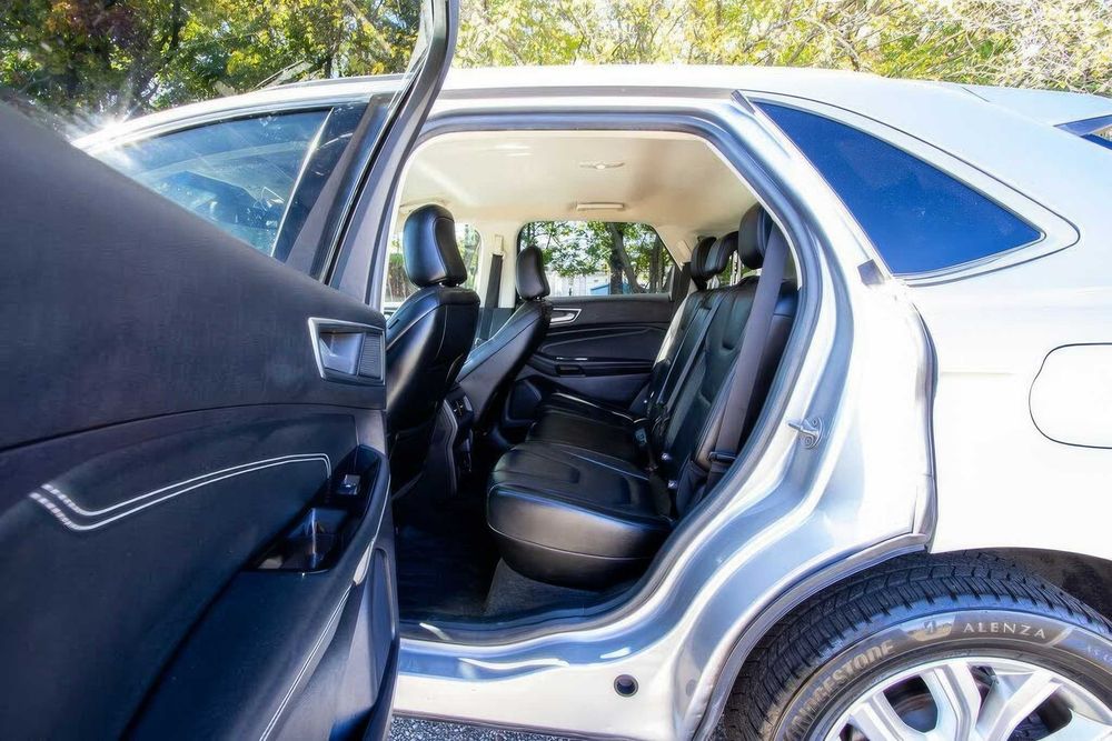 Ford Edge Titanium      2020