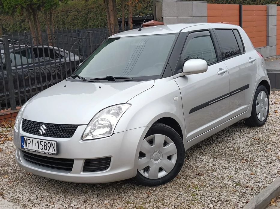 Suzuki Swift Suzuki Swift 2010r. 1.3 16V ~ Klimatyzacja ~ Bezwypadkowy