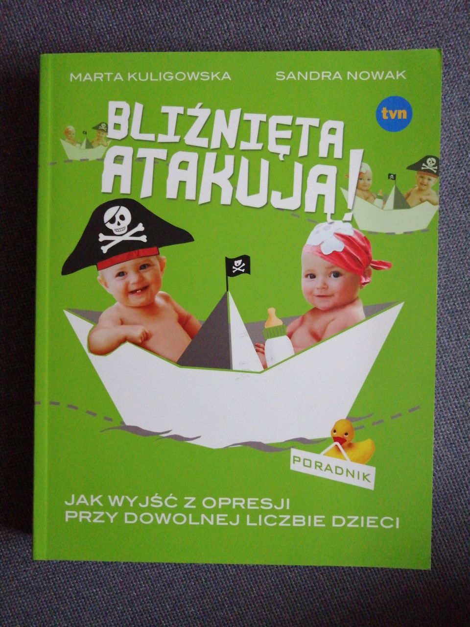 Bliźnięta atakują Marta - Kuligowska, Sandra Nowak (Walter) + gratis