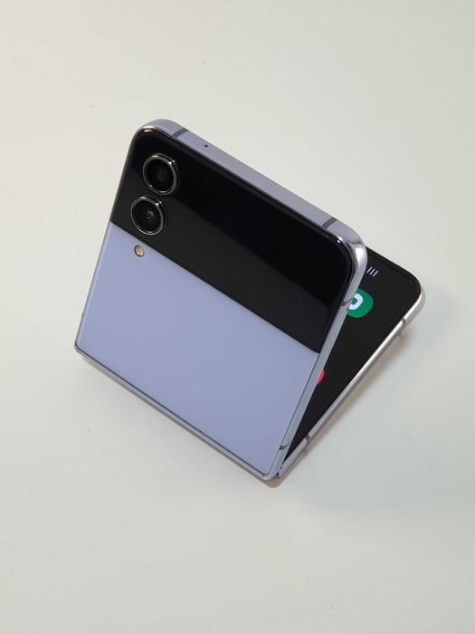 Samsung Galaxy Z Flip 4 | 8/128GB |  F721 | pudełko | 353e iGen