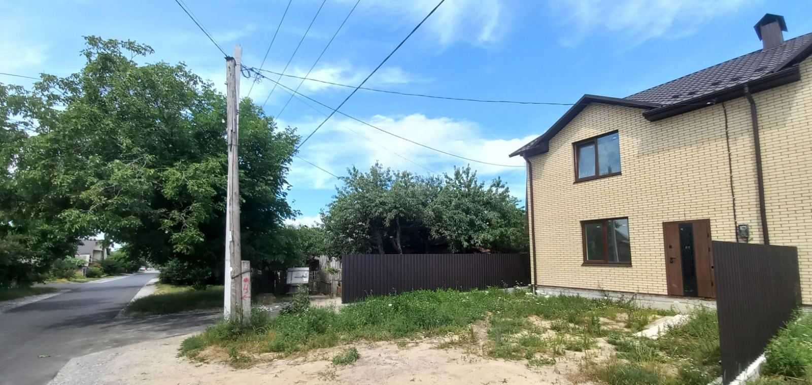 Двоповерховий чистовий таунхаус на Старому місті