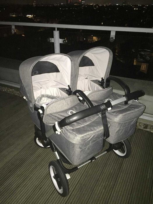 Carrinho de Bebê para gêmeos