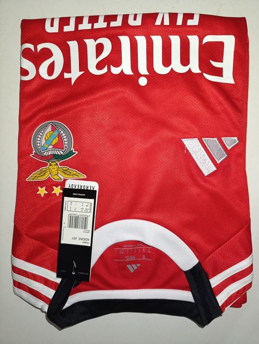 Camisola principal SL Benfica