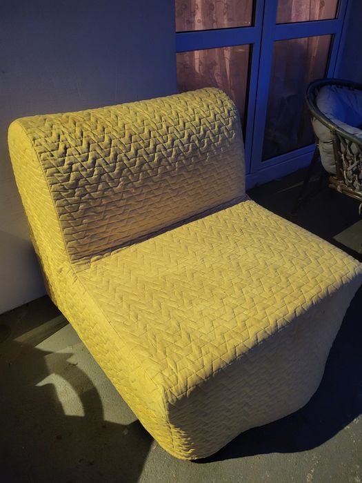 Fotel rozkładany IKEA Lycksele Lövås pojedynczy łóżko żółte