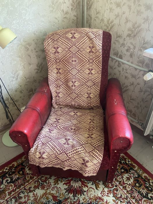 Odda za darmo 3 fotele z czasów PRL