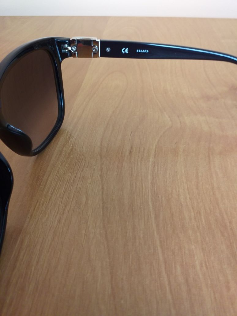 ESCADA NOWE Svarowski oryginalne damskie okulary przeciwsłoneczne etui