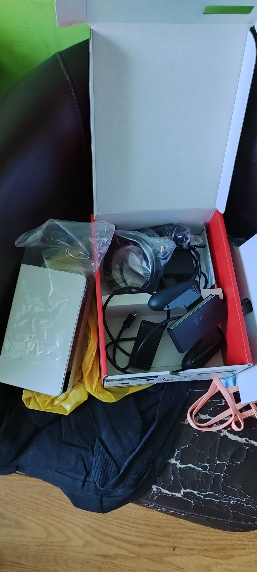 Sprzedam Nintendo switch OLED