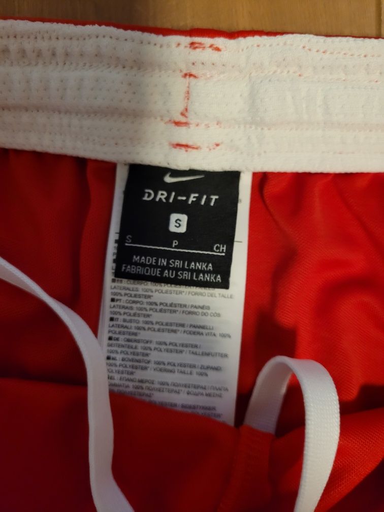 krótkie spodenki NIKE S