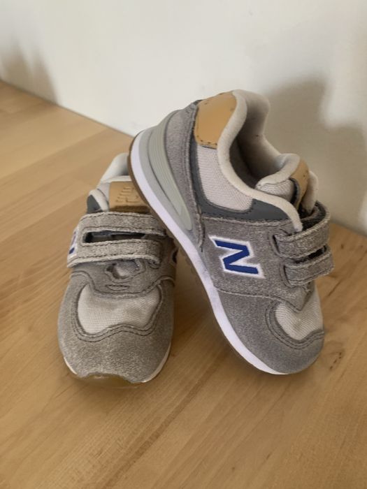 New Balance EUR 22