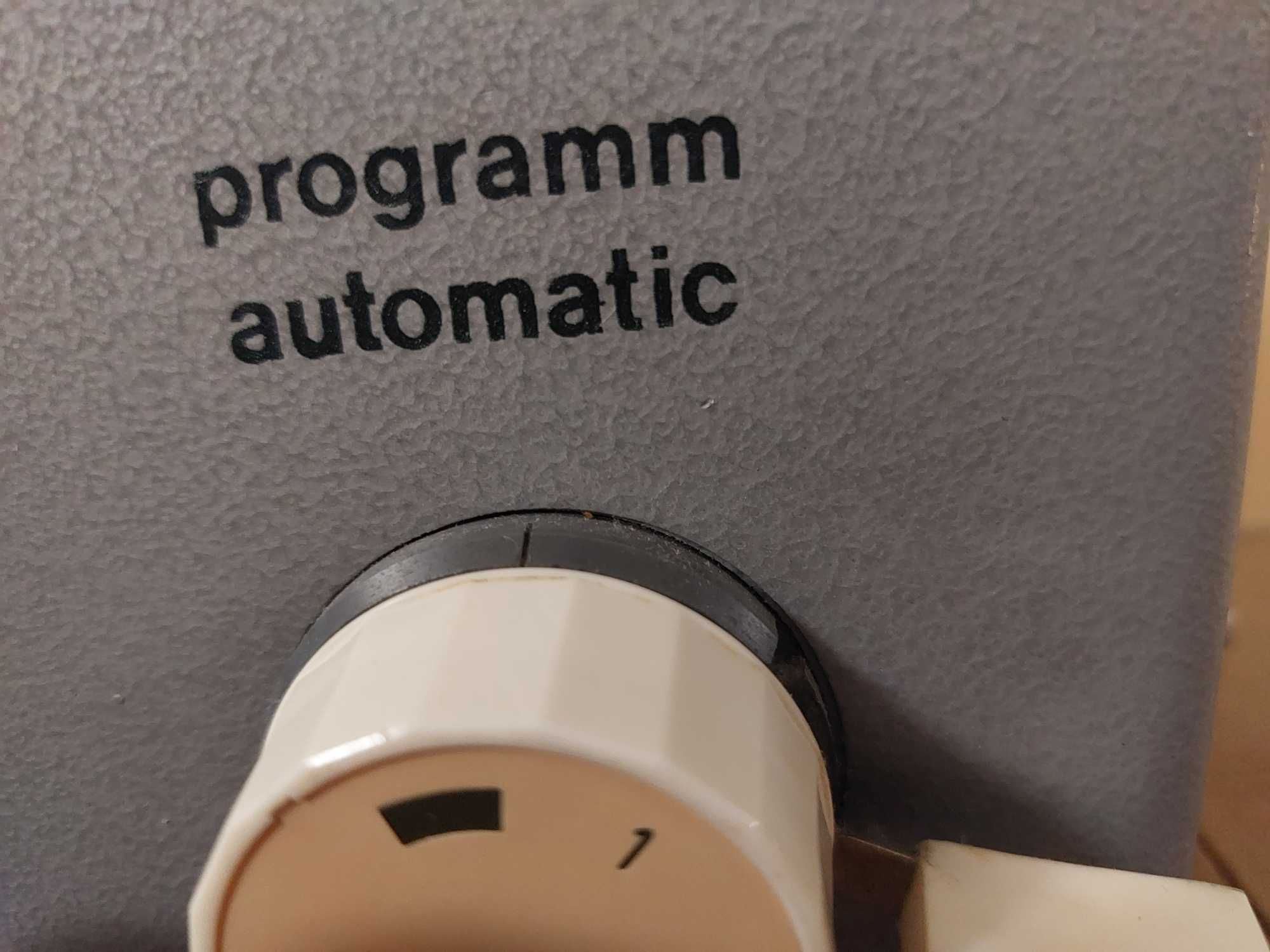 Niemiecka elektryczna maszyna do szycia  Veritas automatic