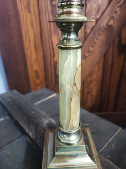 Kolumnowa lampa naftowa marmur mosiądz