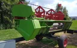 claas dominator 85 hydrostat