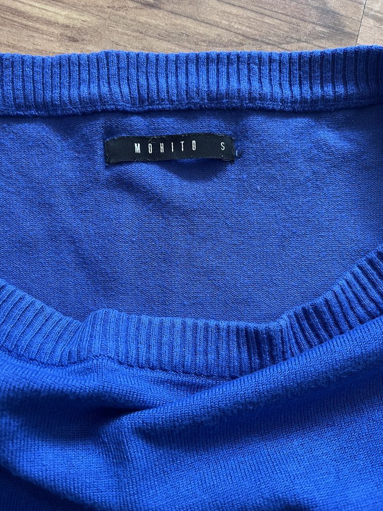Sweterek niebieski Mohito rozm S
