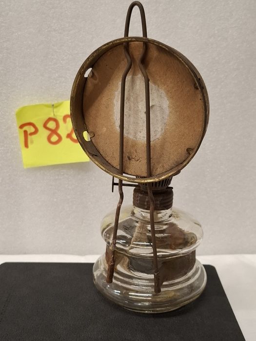 Lampa naftowa szklana z kloszem prl