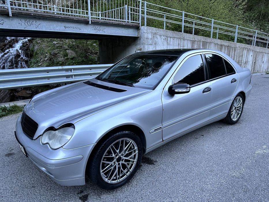 Mercedes-Benz C-180