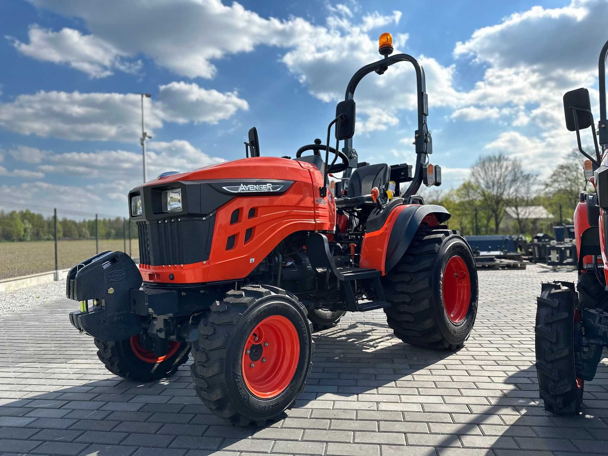 Mini Traktor NEX AVENGER 26 Industrial 4x4 traktorek silnik Mitsubishi