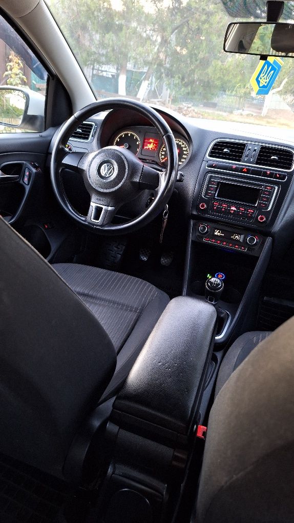 Продам Volkswagen polo 2013р. 1.6 л