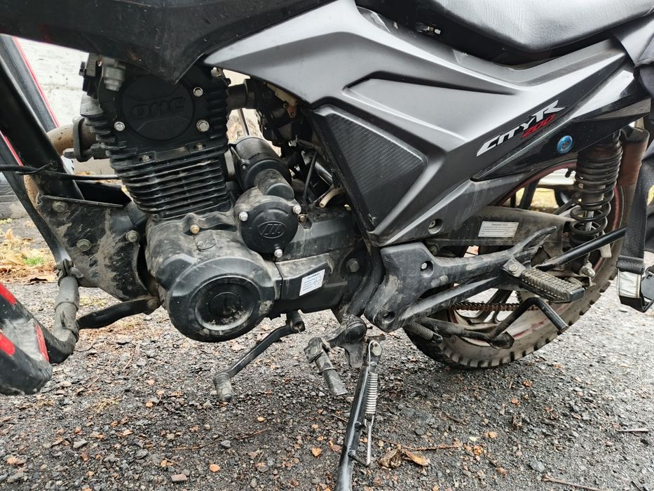 Мотоцикл Lifan STR200